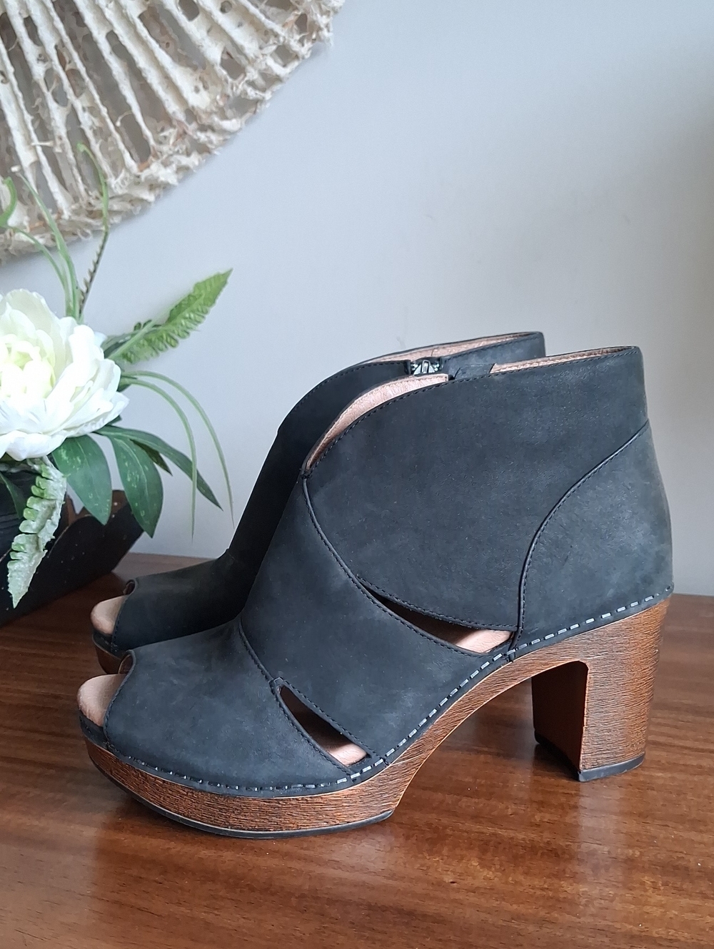 Dansko Delphina Black Leather Block Heel Peep Toe Bootie - Size (37) US 7